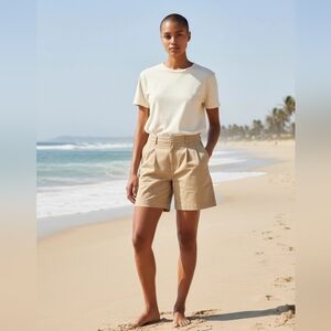 Jones New  York Beige Shorts size 12 cotton